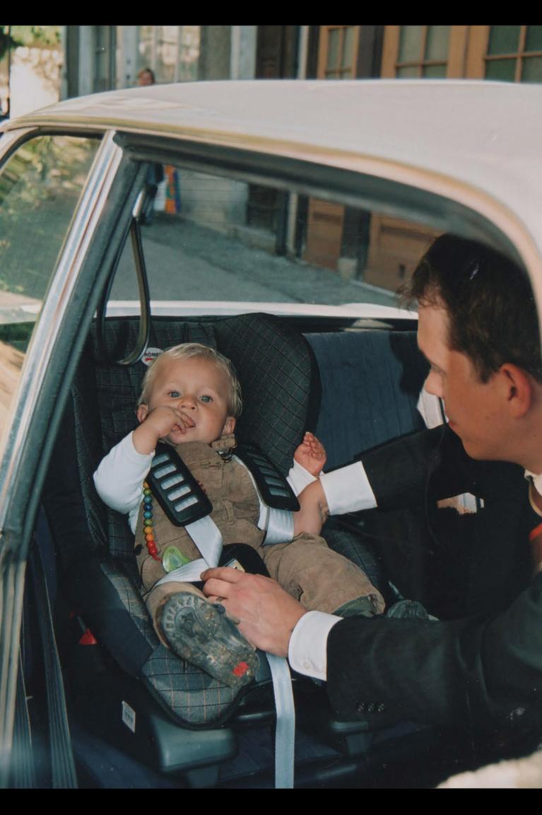 Befestigung von Kindersitzen in Oldtimern unproblematisch
