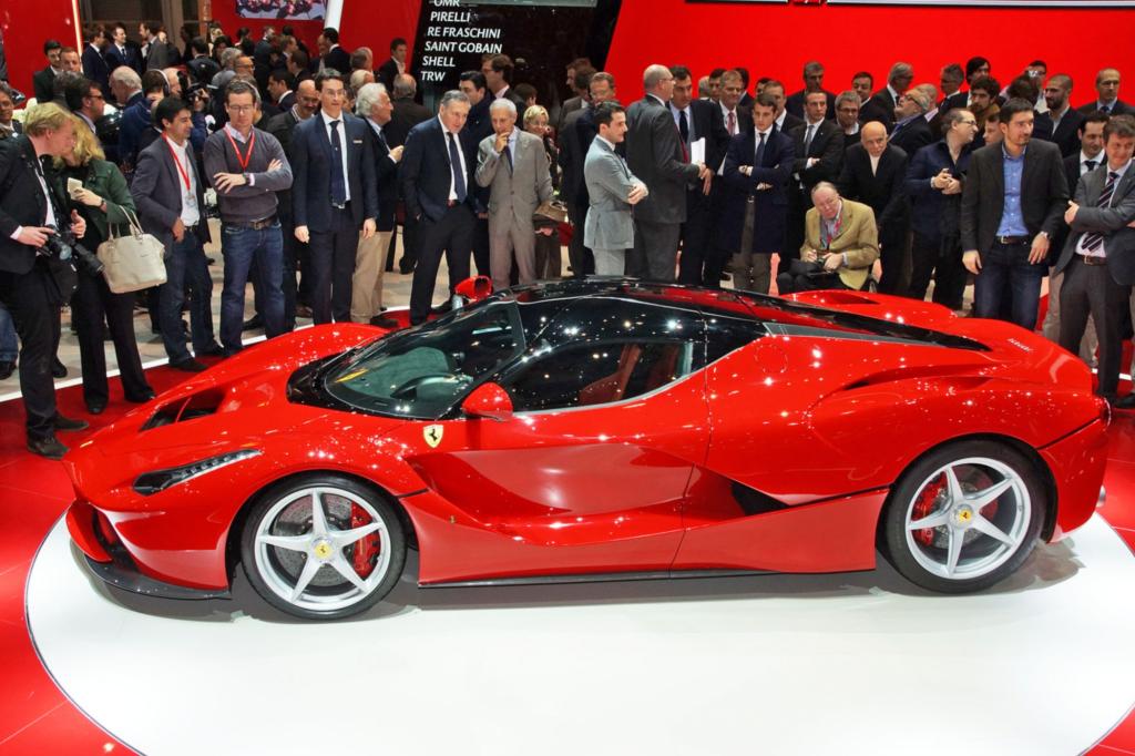 Der Genfer Autosalon lässt die Herzen der Sportwagenfans 2013 besonders hoch schlagen