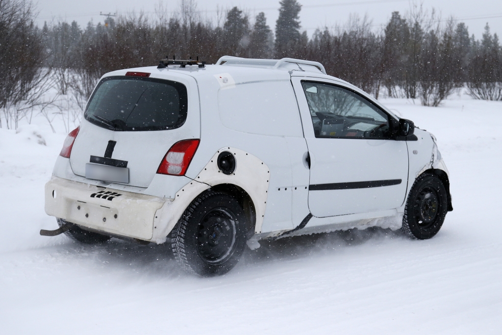 Erwischt: Erlkönig des neuen Smart Viersitzers - Smart Forfour
