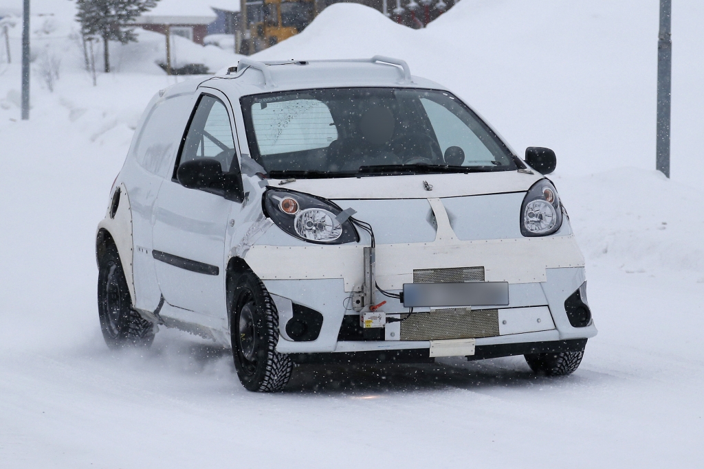 Erwischt: Erlkönig des neuen Smart Viersitzers - Smart Forfour