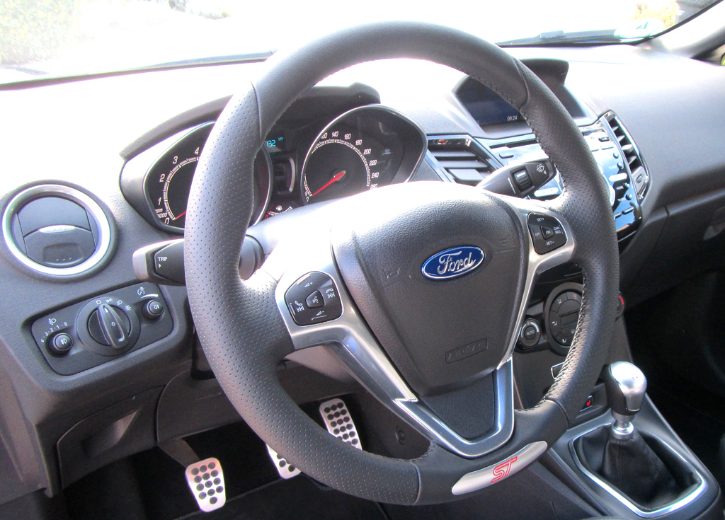 Ford Fiesta ST: Blick ins Cockpit. 