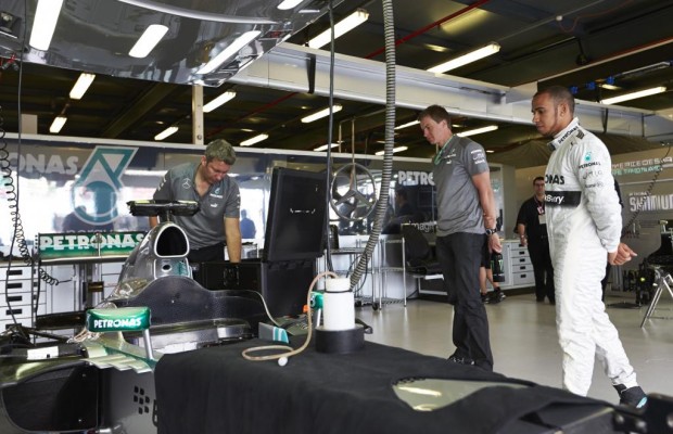 Formel 1 fordert und fördert die Technik-Studenten