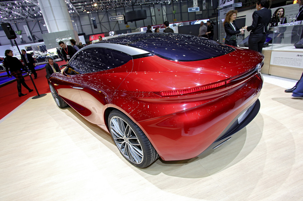 Genf 2013: Alfa Romeos Design-Reifeprüfung Gloria