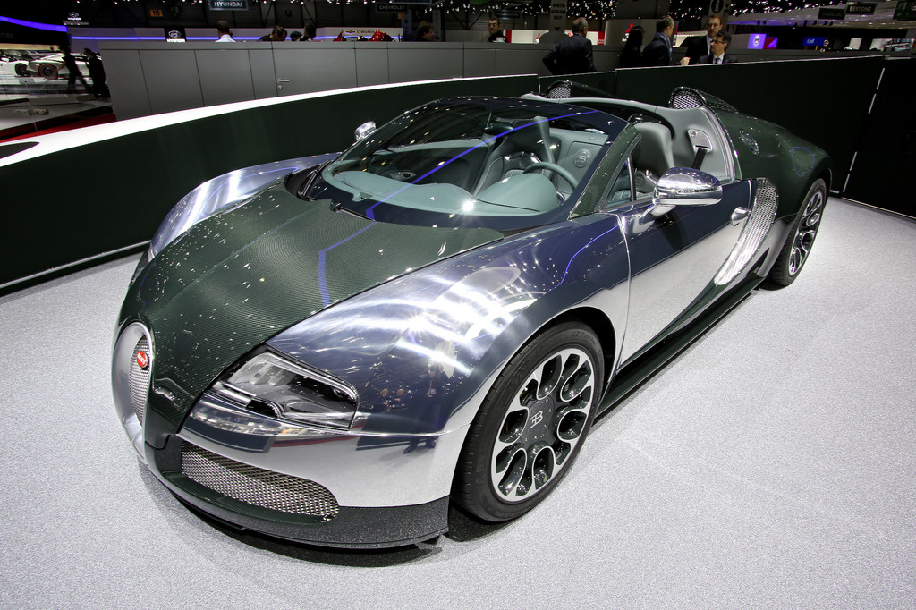 Genf 2013: Bugatti bringt drei Carbon-Roadster mit