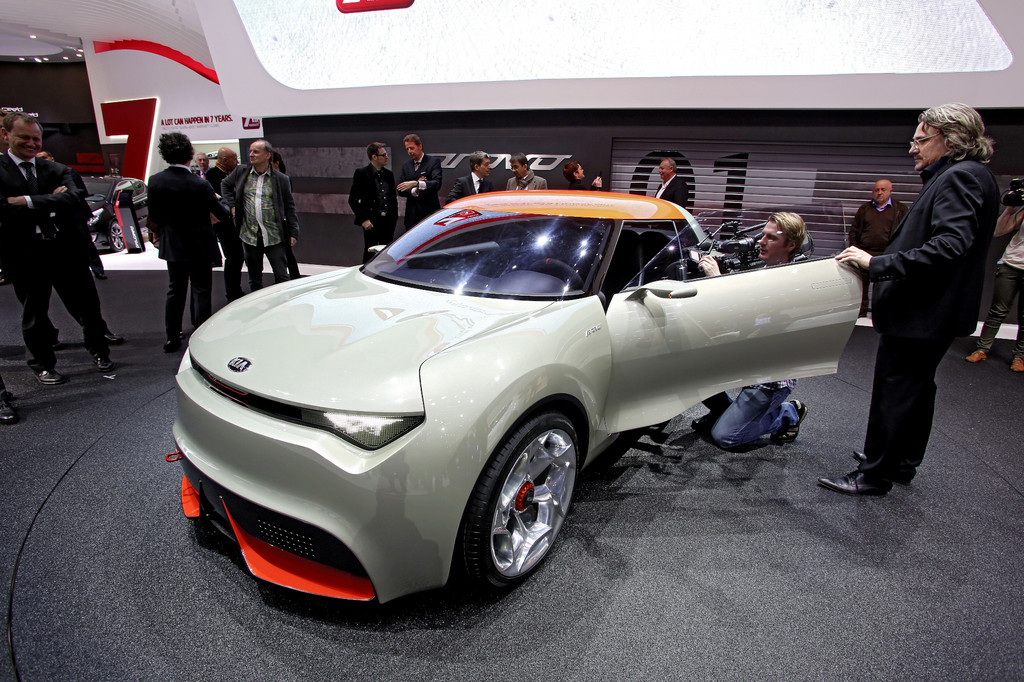 Genf 2013: Kia stellt Hybrid-Studie Provo vor