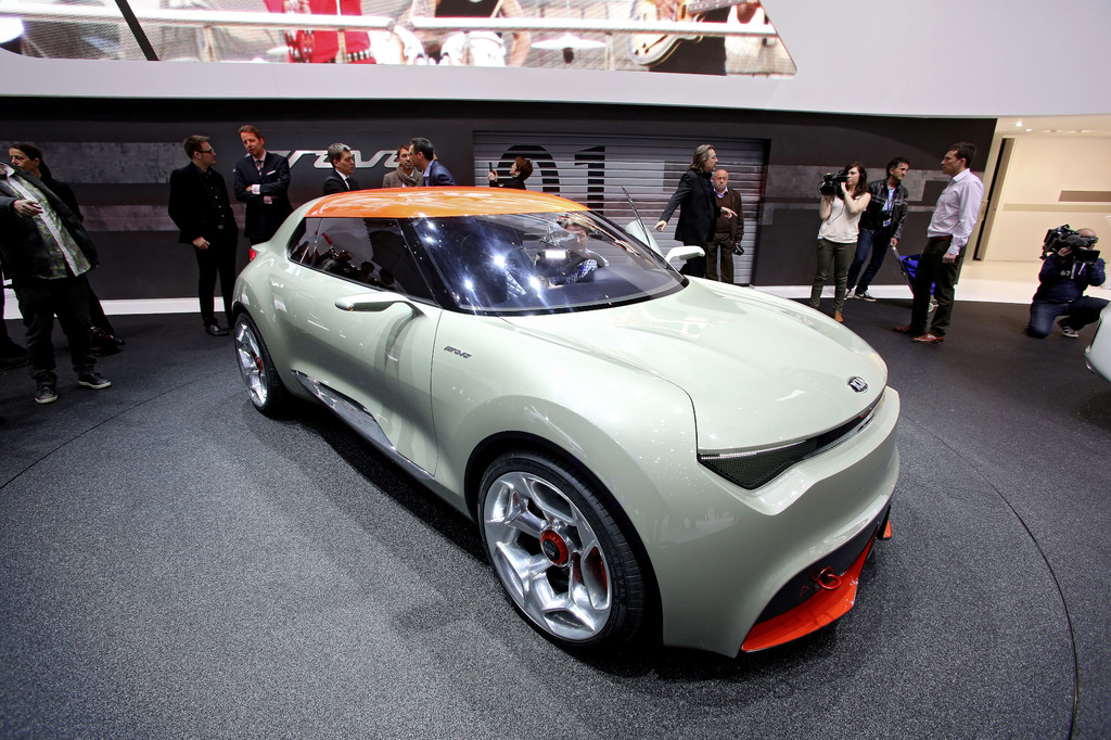 Genf 2013: Kia stellt Hybrid-Studie Provo vor