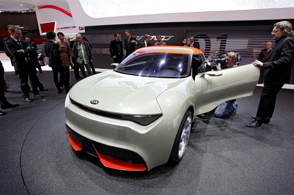 Genf 2013: Kia stellt Hybrid-Studie Provo vor