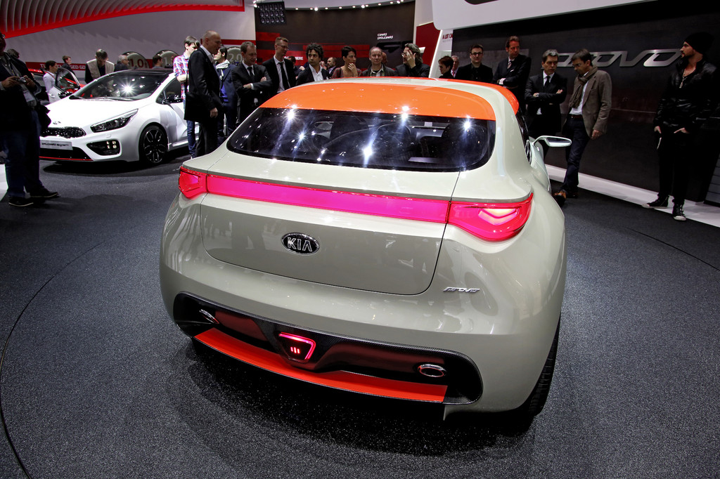 Genf 2013: Kia stellt Hybrid-Studie Provo vor