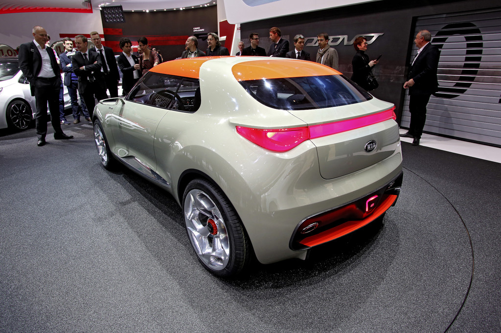 Genf 2013: Kia stellt Hybrid-Studie Provo vor