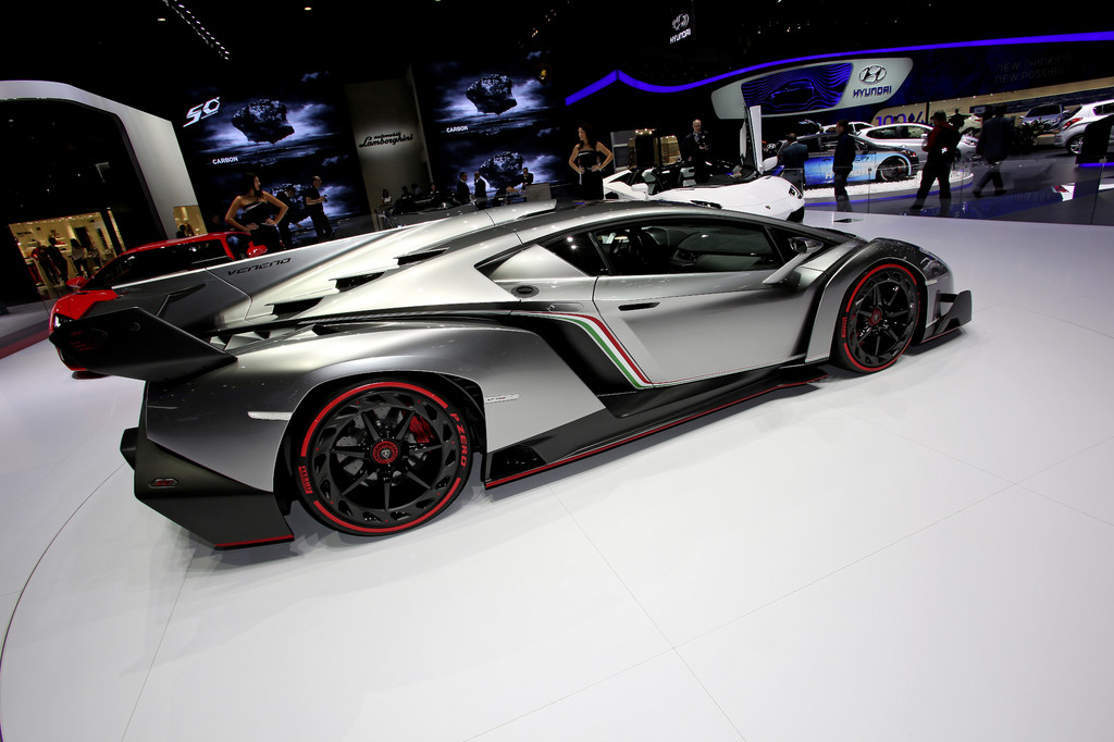 Genf 2013: Lamborghini Veneno – Rennsport-Prototyp für die Straße