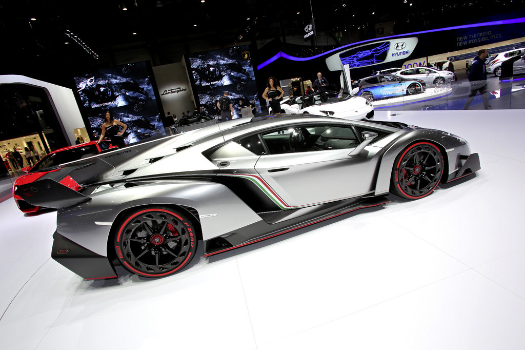 Genf 2013: Lamborghini Veneno – Rennsport-Prototyp für die Straße