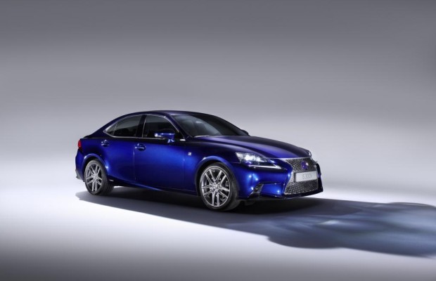 Genf 2013: Lexus IS 300h - Komplette Palette