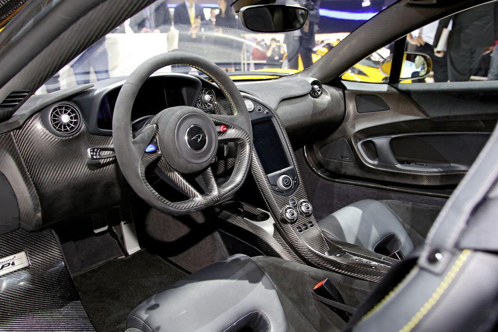 Genf 2013: McLaren P1 leistet 916 PS