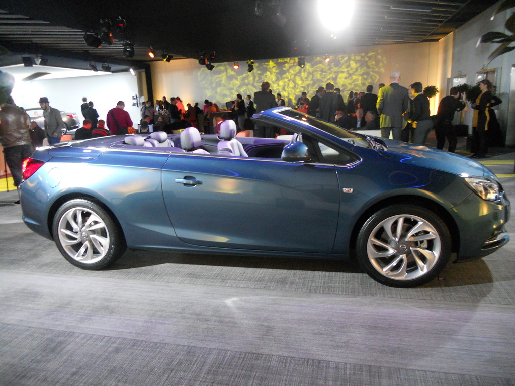 Genf 2013: Opel Cascada startet bei 25 945 Euro