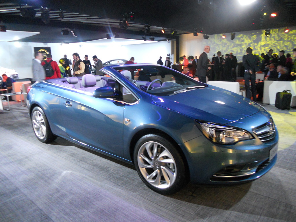 Genf 2013: Opel Cascada startet bei 25 945 Euro