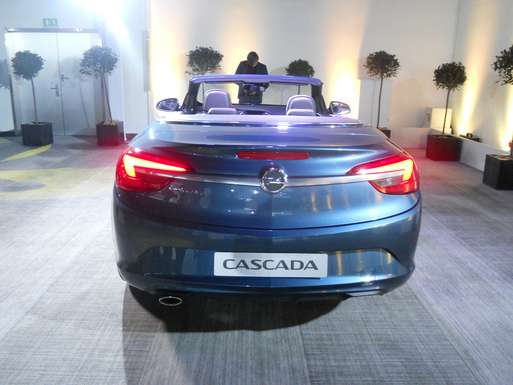 Genf 2013: Opel Cascada startet bei 25 945 Euro