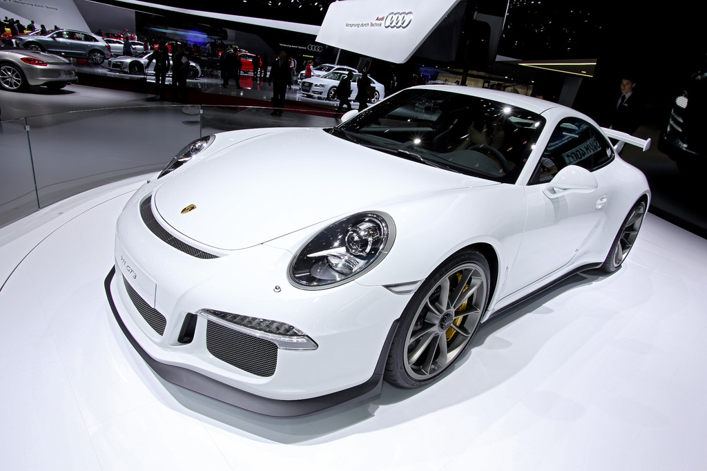 Genf 2013: Porsche 911 GT3 ist in 3,5 Sekunden auf Tempo 100