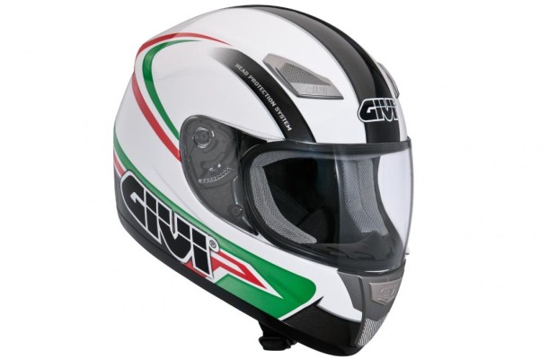 Givi mit neuem Motorradhelm