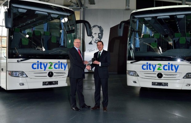 In neuen Fernlinienbussen auf City2city-Tour
