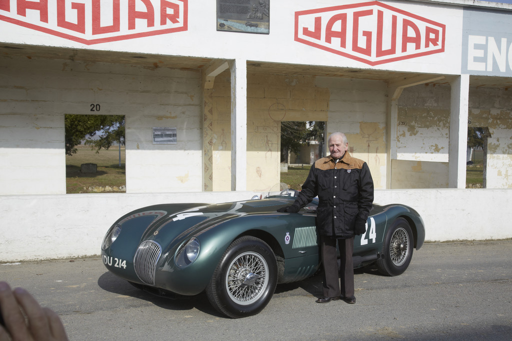 Jaguar F-Type auf den Spuren von Norman Dewis