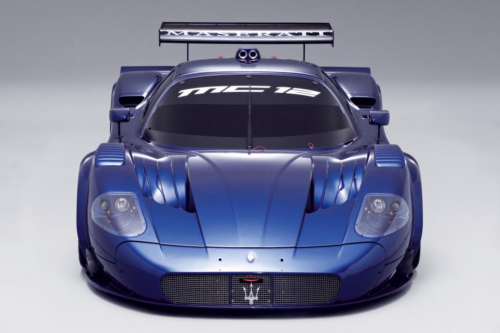 LaMaserati - MC12-Nachfolger mit LaFerrari-Technik