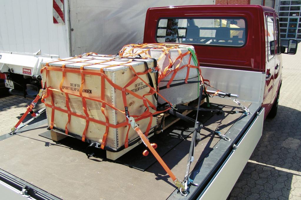 Ladungssicherung bei Lastwagen unzureichend