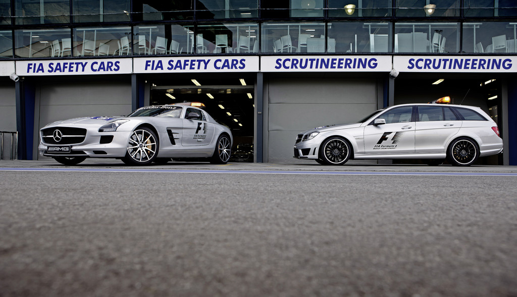 Mercedes-Benz AMG stellt F1 Safety Car und Medical Car