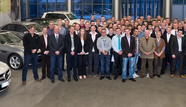 Mercedes-Benz-Werk Bremen feiert 40 Freisprechungen