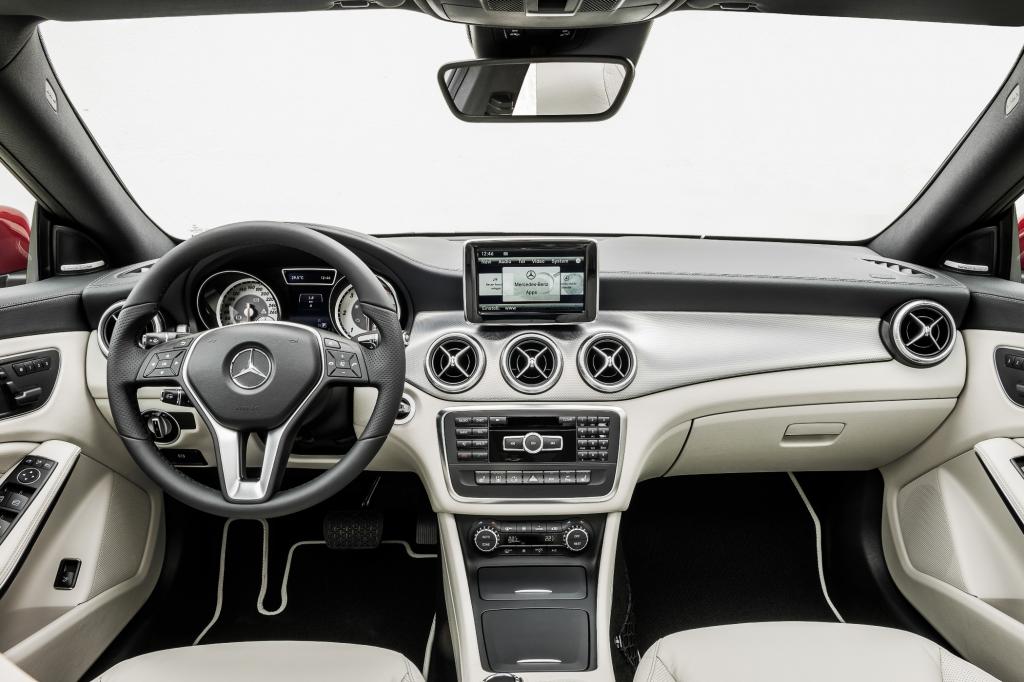 Mercedes CLA 200