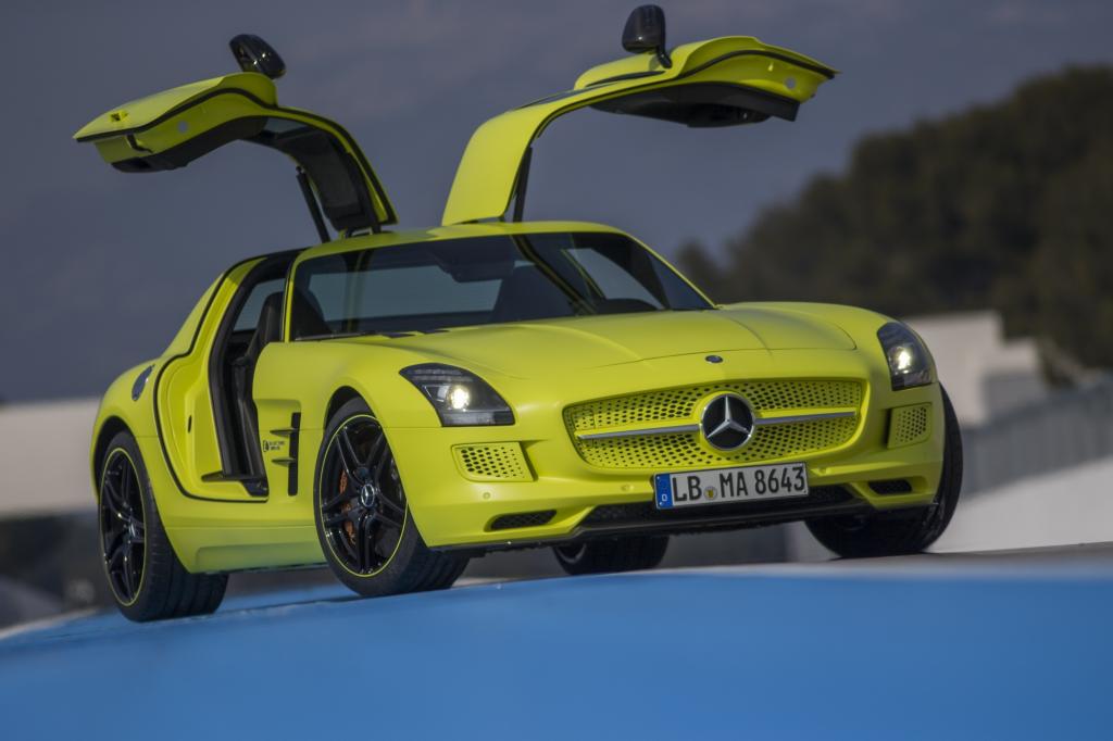 Mercedes SLS electric drive - Vorsicht, Hochspannung