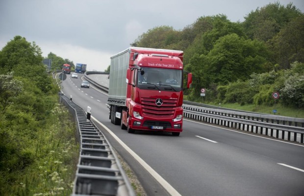 Mercedes mit Erdgas-Diesel-Antrieb