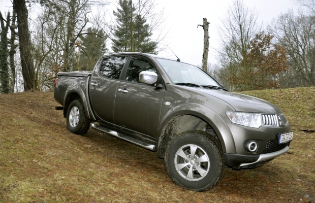 Mitsubishi L200: Hoch oben auf dem Bock