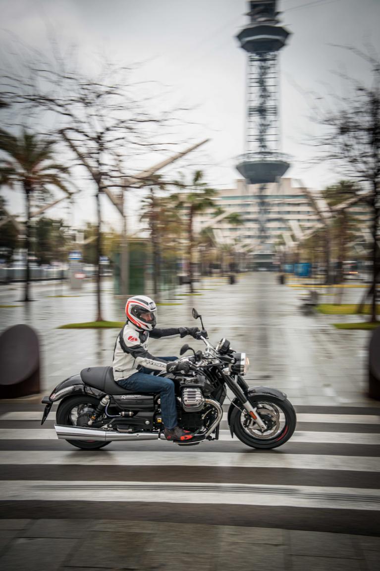 Moto Guzzi California 1400 Custom: Italienischer Luxus