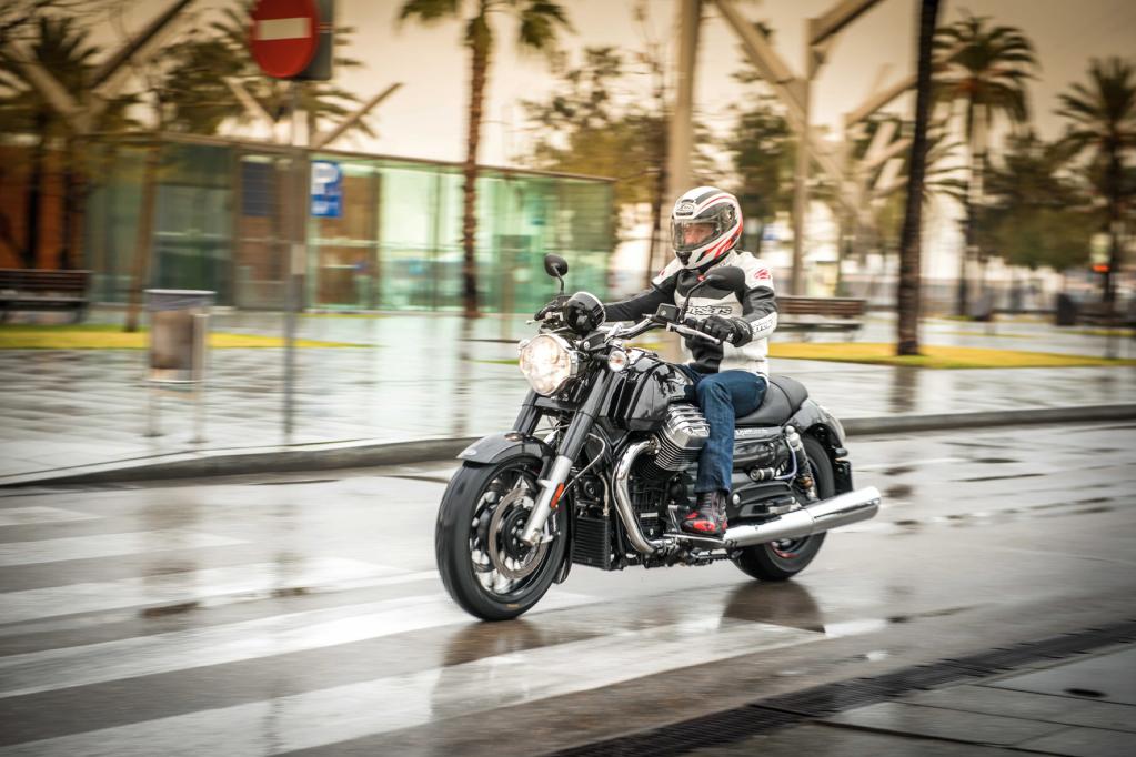 Moto Guzzi California 1400 Custom: Italienischer Luxus
