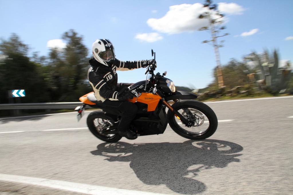 Motorrad: Zero DS - Leisetreter auf Geländesohlen