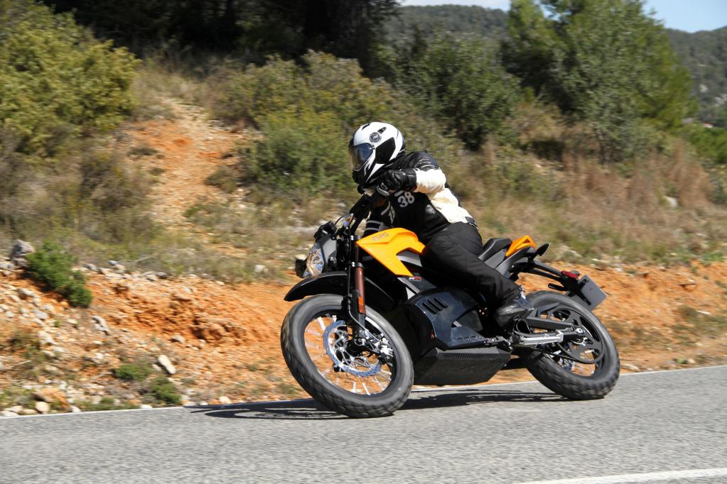 Motorrad: Zero DS - Leisetreter auf Geländesohlen