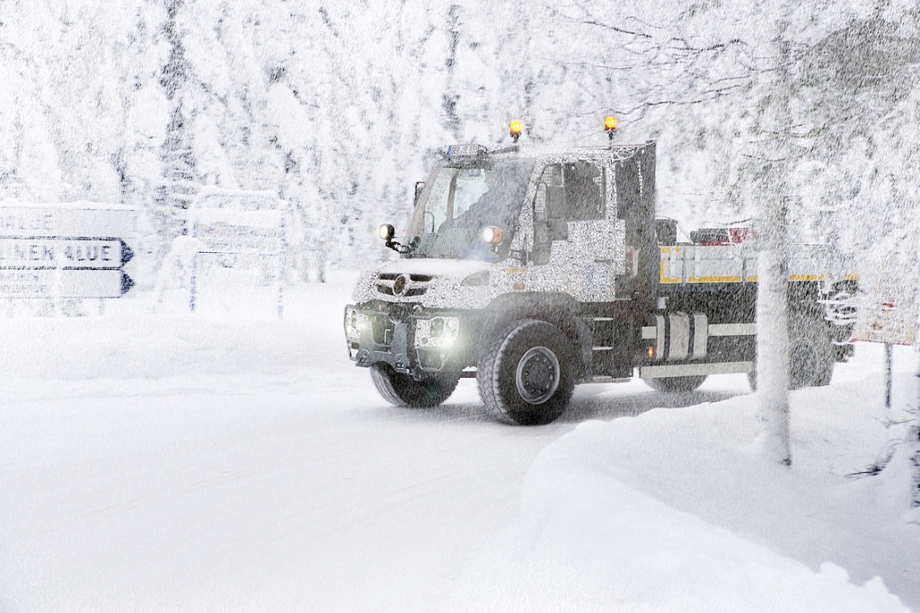 Neuer Unimog und neuer Econic in der Wintererprobung und bei letzten Testeinsätzen