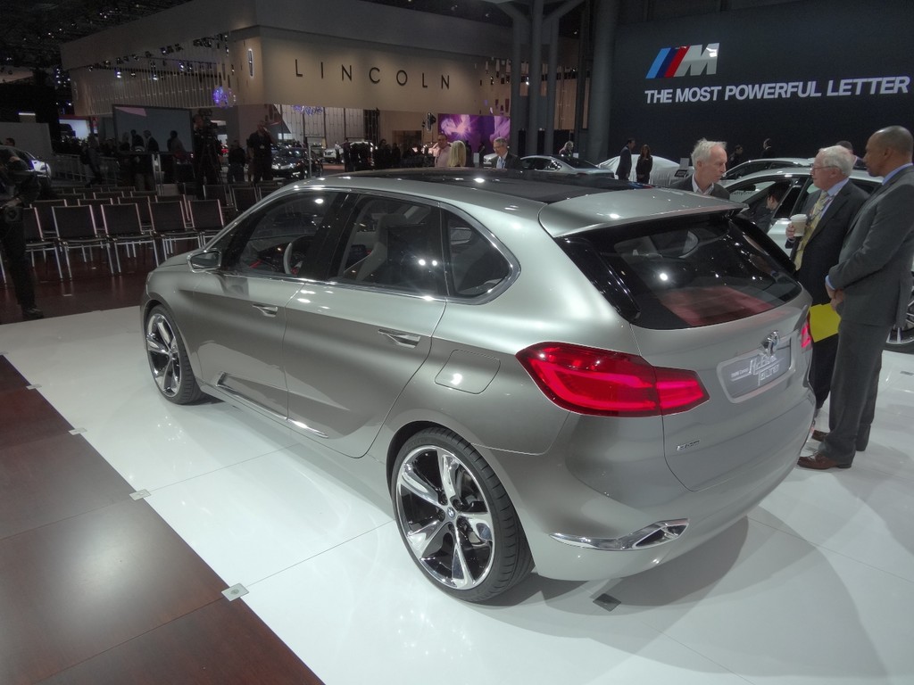 New York 2013: BMW Concept Active Tourer