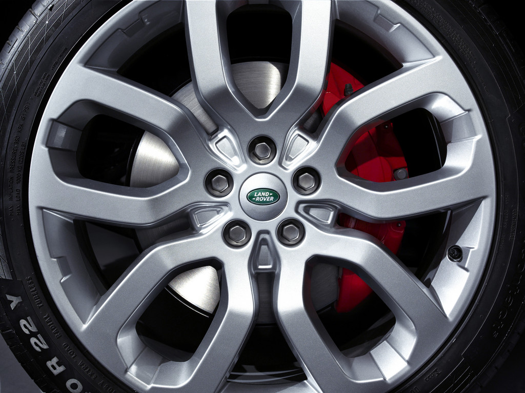 New York 2013: Weltpremiere des Range Rover Sport