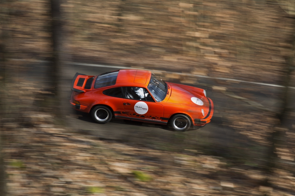 Panorama: 50 Jahre Porsche 911 - Reifen hält jung