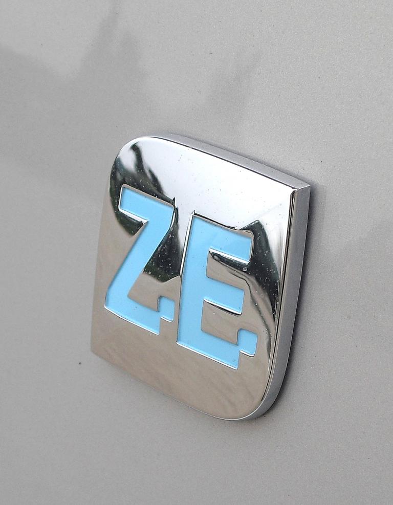 Renault Zoe: ZE steht bei den Franzosen für Zero Emission als für null Schadausstoß. 