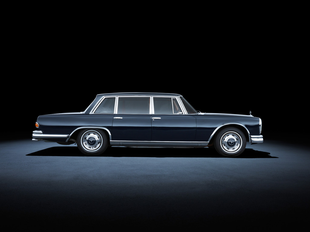 Techno Classica 2013: Die S-Klasse schickt ihre Vorgänger ins Rennen