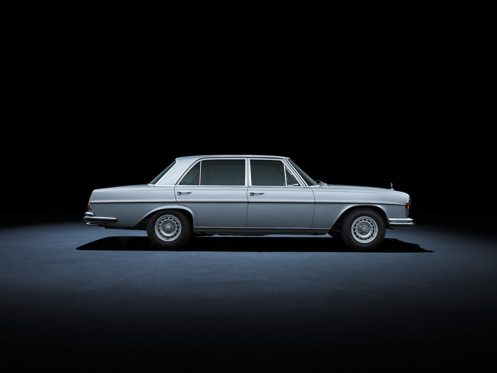 Techno Classica 2013: Die S-Klasse schickt ihre Vorgänger ins Rennen
