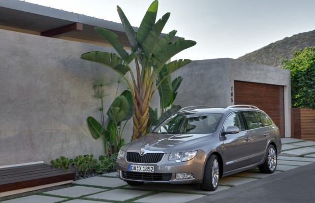 Test: Skoda Superb Combi 2.0 TDI 4x4 - Der Ballsaal für den Winter