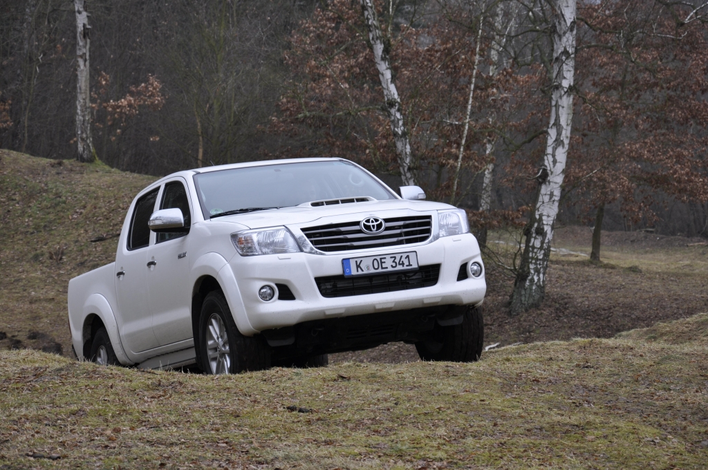 Test Toyota Hilux 3.0 Double-Cab 4x4 Executive: Domestiziertes Arbeitstier