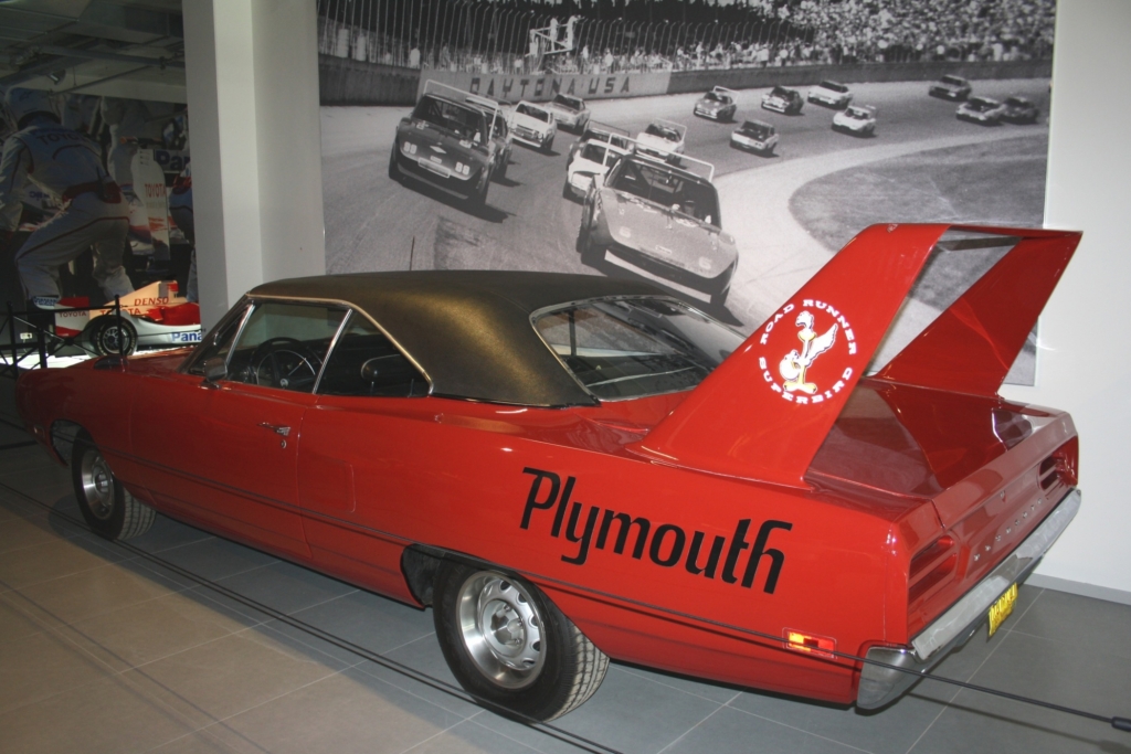 Tradition: 50 Jahre Muscle Cars von GM, Ford, Chrysler und AMC - Bärenkräfte für Burnouts