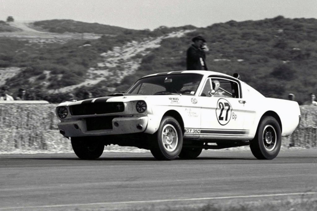 Tradition: 50 Jahre Muscle Cars von GM, Ford, Chrysler und AMC - Bärenkräfte für Burnouts