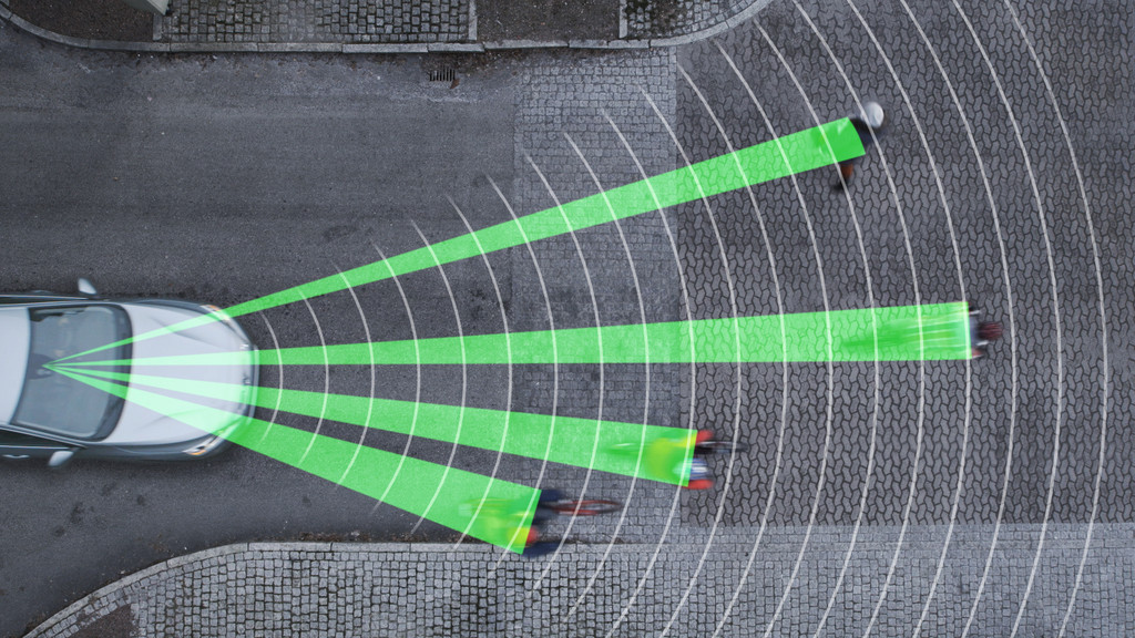 Volvo bietet Notbremsassistenten mit Radfahrer-Erkennung