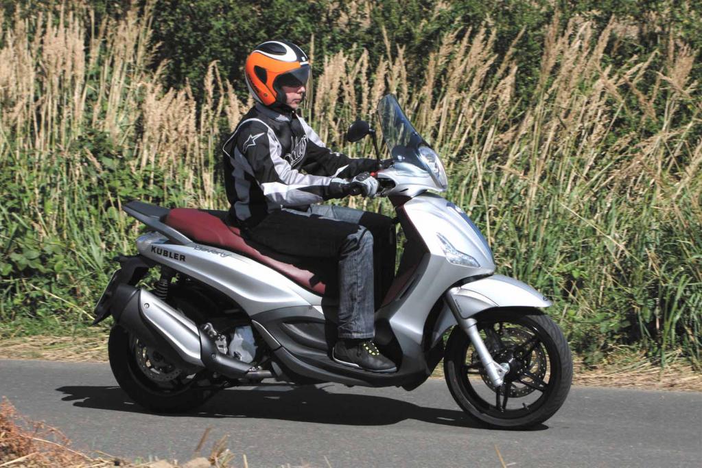 Wieder mehr mit dem Motorroller ins Grüne