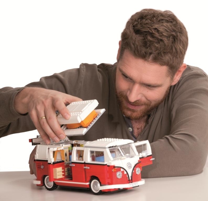 auto.de-Ostergewinnspiel: Lego Volkswagen T1 Campingbus